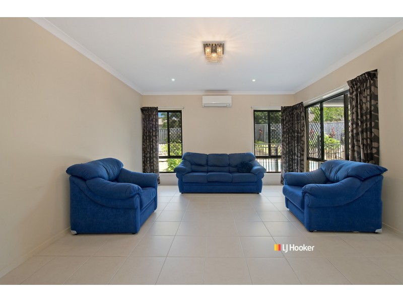 7 Bowerbird Crescent, Dakabin QLD 4503