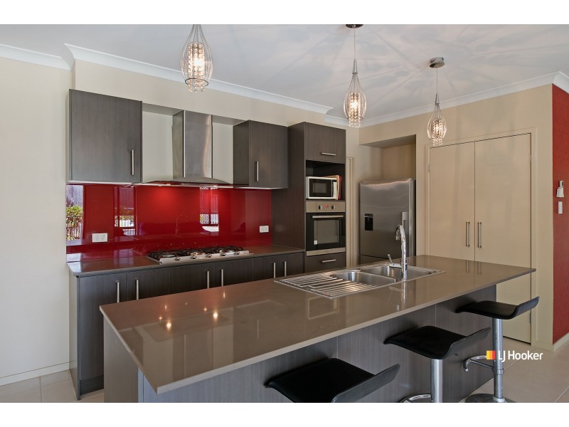 7 Bowerbird Crescent, Dakabin QLD 4503