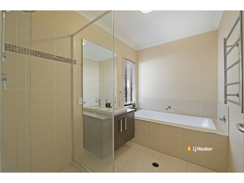 7 Bowerbird Crescent, Dakabin QLD 4503