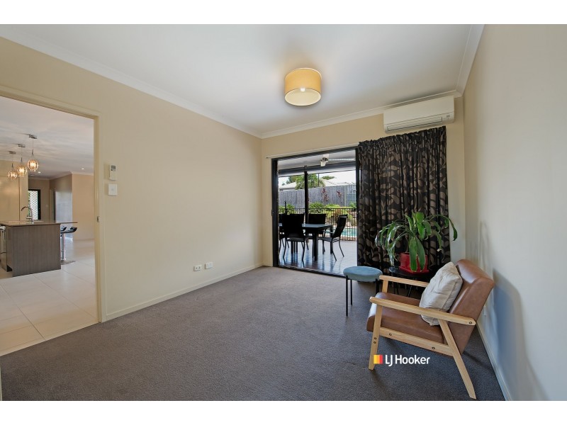 7 Bowerbird Crescent, Dakabin QLD 4503