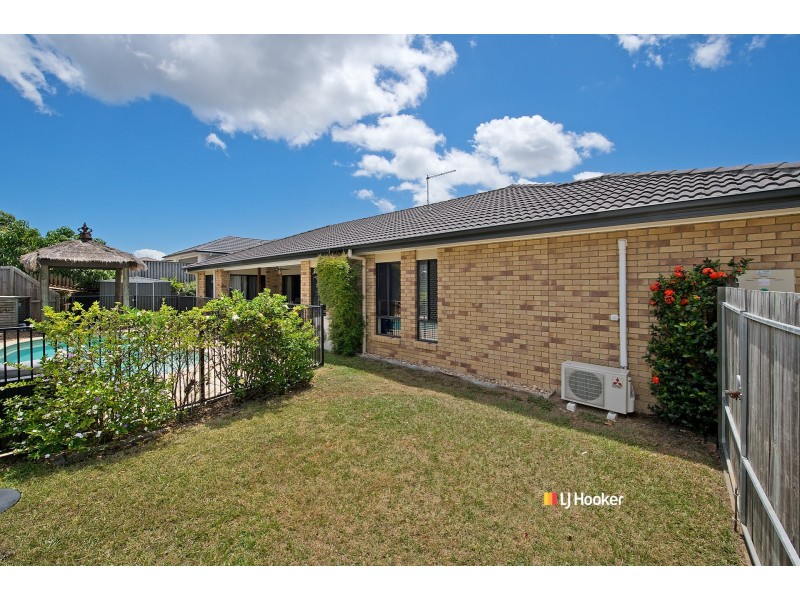7 Bowerbird Crescent, Dakabin QLD 4503