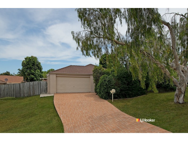 1 Timbarra Court, Petrie QLD 4502