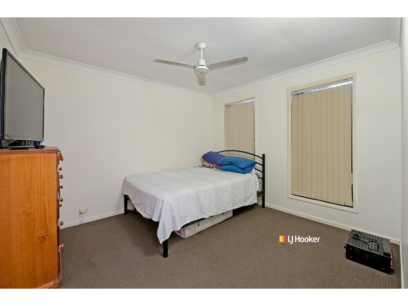 1 Timbarra Court, Petrie QLD 4502