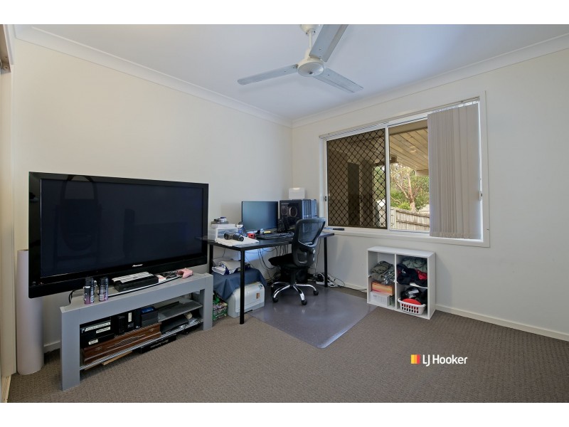 1 Timbarra Court, Petrie QLD 4502
