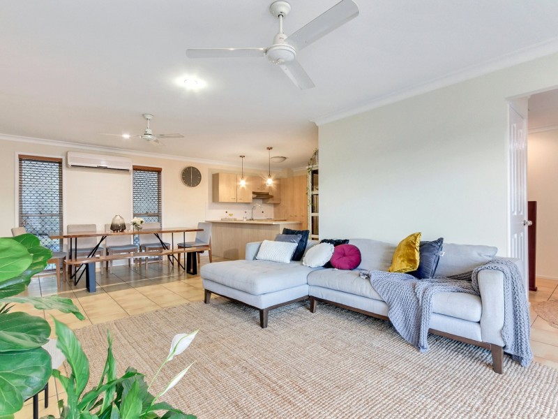 6 Emerald Close, Griffin QLD 4503