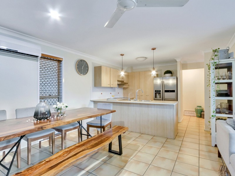 6 Emerald Close, Griffin QLD 4503