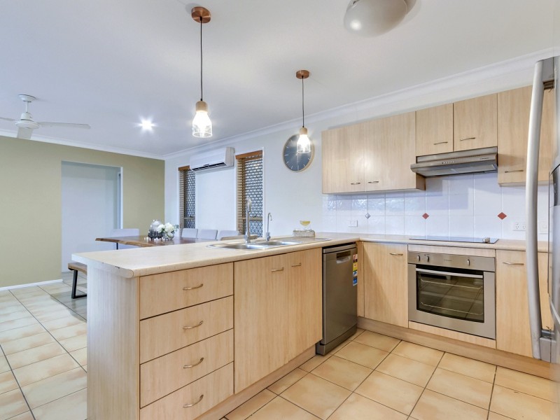 6 Emerald Close, Griffin QLD 4503