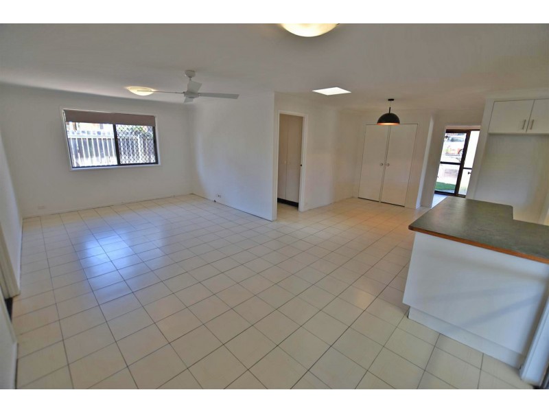 33 Voltaire Crescent, Petrie QLD 4502