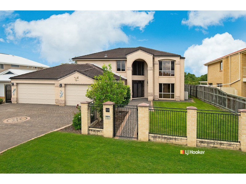 19 Inverpine Court, Petrie QLD 4502