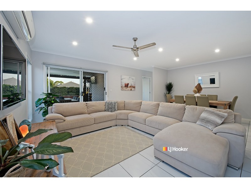 16 Vision Way, Griffin QLD 4503