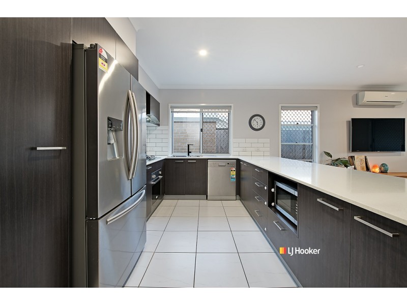 16 Vision Way, Griffin QLD 4503