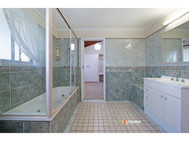 4 Oakview Court, Kallangur QLD 4503