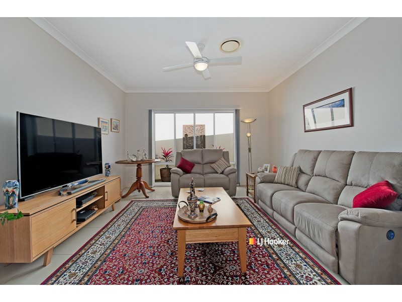 7 Silkyoak Court, North Lakes QLD 4509