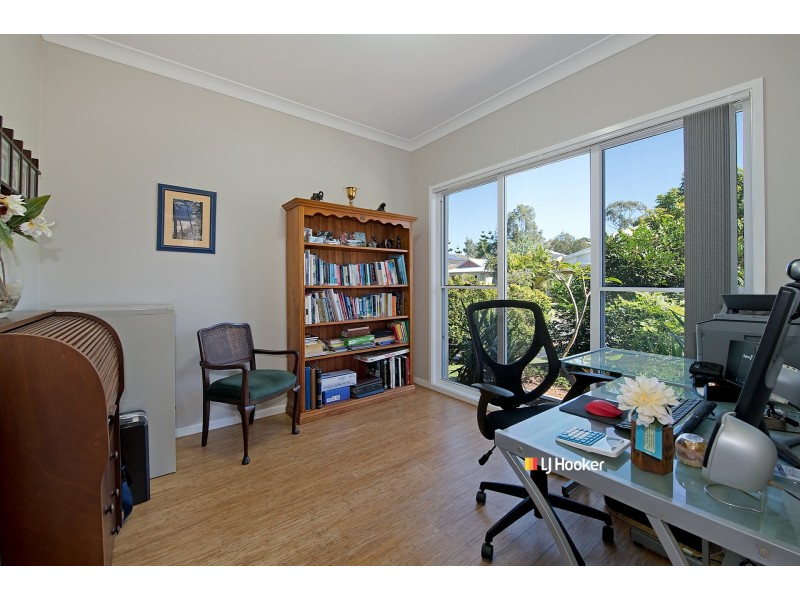 7 Silkyoak Court, North Lakes QLD 4509