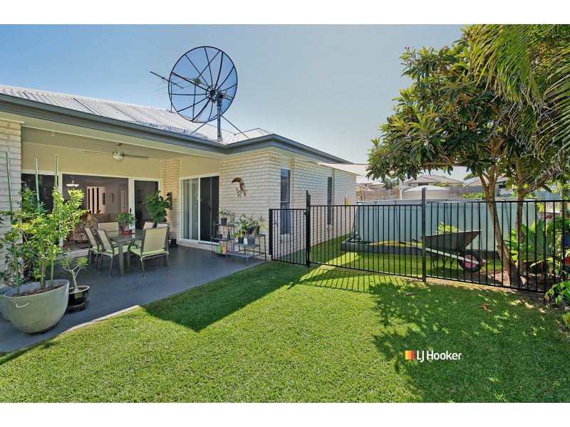 7 Silkyoak Court, North Lakes QLD 4509