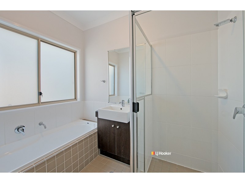 16 Birdwing Cresent, Kallangur QLD 4503