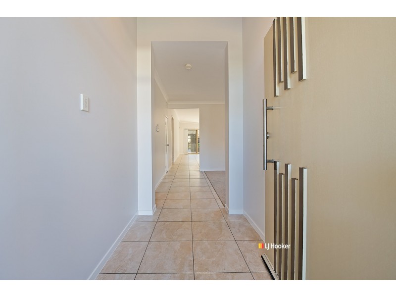 16 Birdwing Cresent, Kallangur QLD 4503