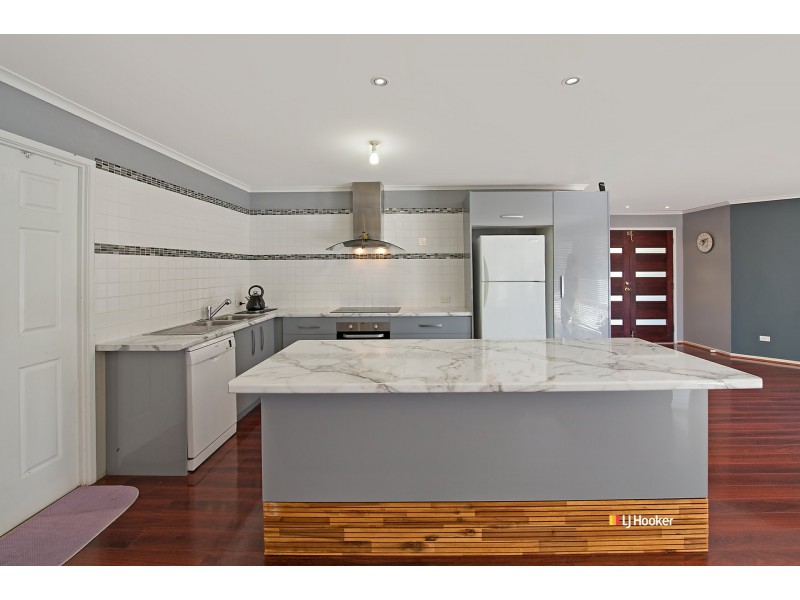 2 Bremer Court, Murrumba Downs QLD 4503