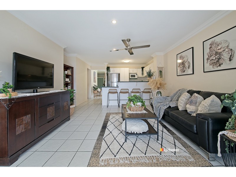 6 Dumaresq Crescent, Murrumba Downs QLD 4503