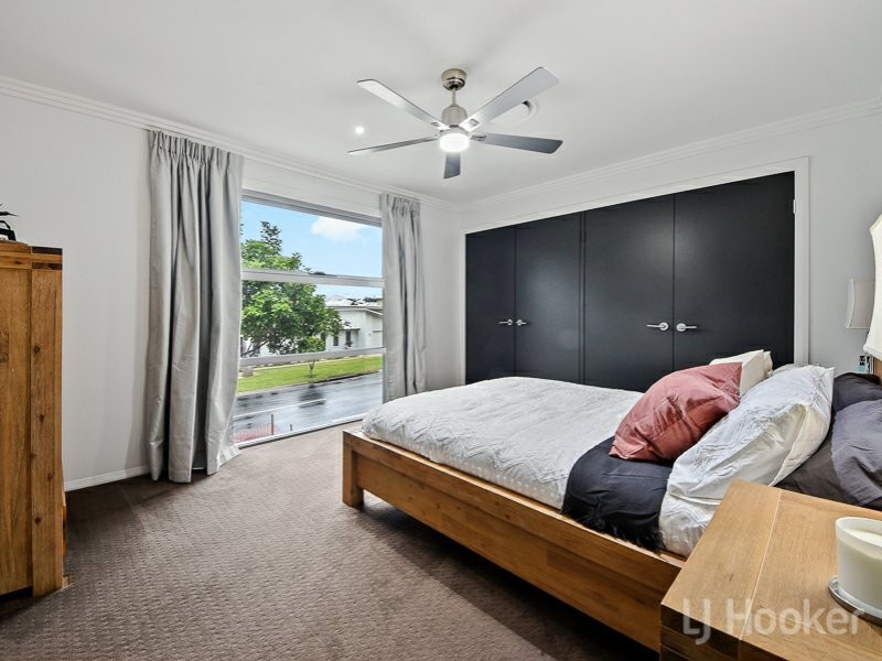 1 Parkway Crescent, Murrumba Downs QLD 4503
