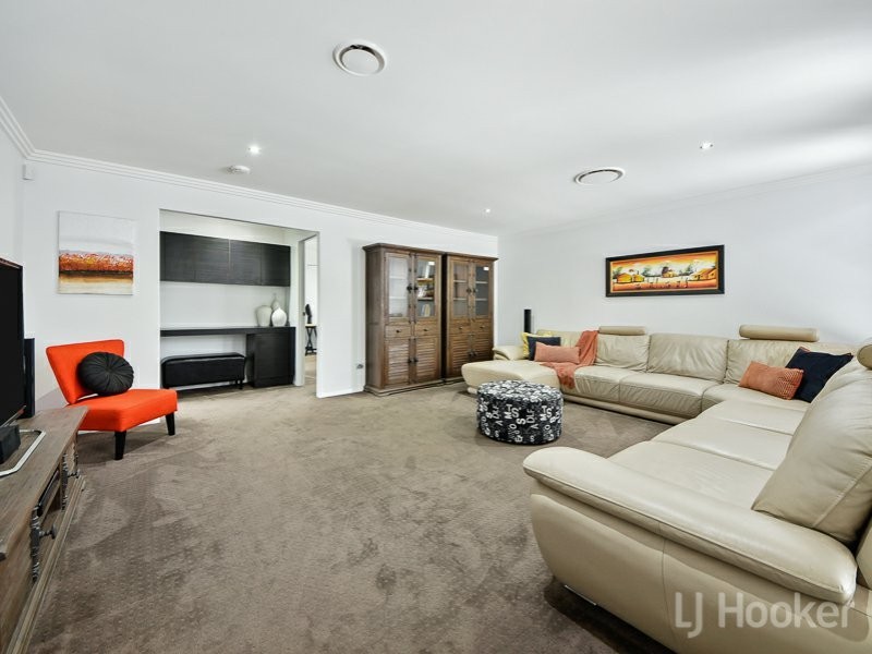 1 Parkway Crescent, Murrumba Downs QLD 4503