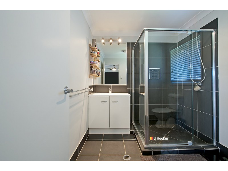 52 Benham Avenue, Kallangur QLD 4503