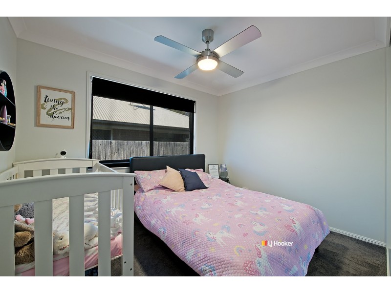 52 Benham Avenue, Kallangur QLD 4503