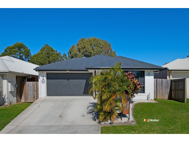 52 Benham Avenue, Kallangur QLD 4503