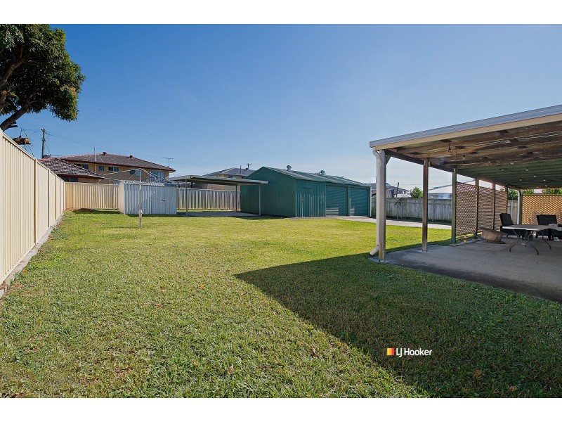 17 McNeill Road, Kallangur QLD 4503