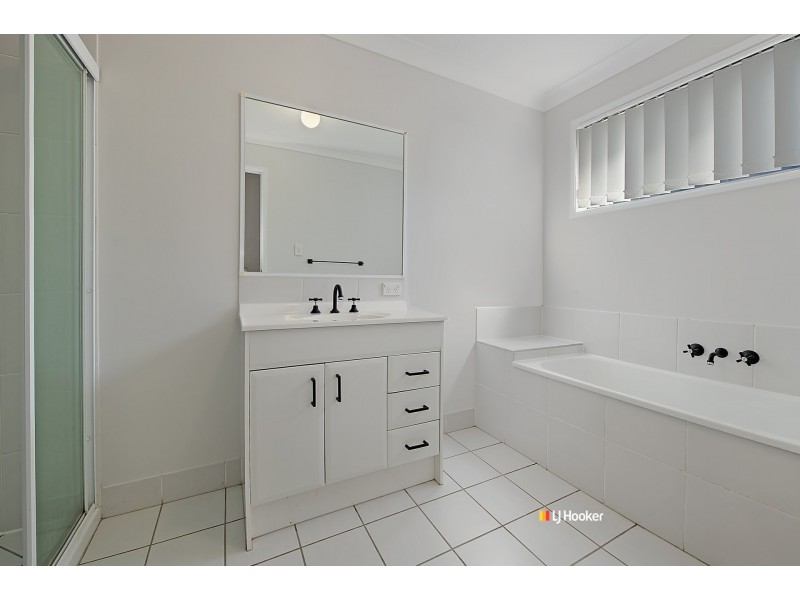 11 Camryn Court, Kallangur QLD 4503