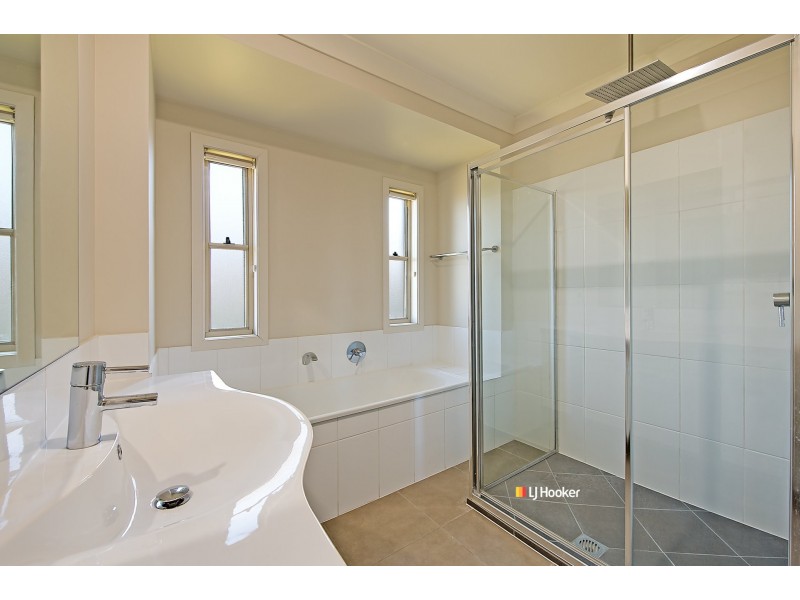 34 Sunstone Circuit, Mango Hill QLD 4509