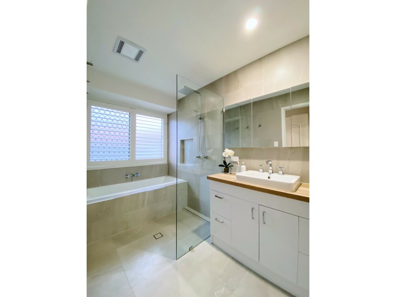 33 Pine Crest Drive, Kurwongbah QLD 4503