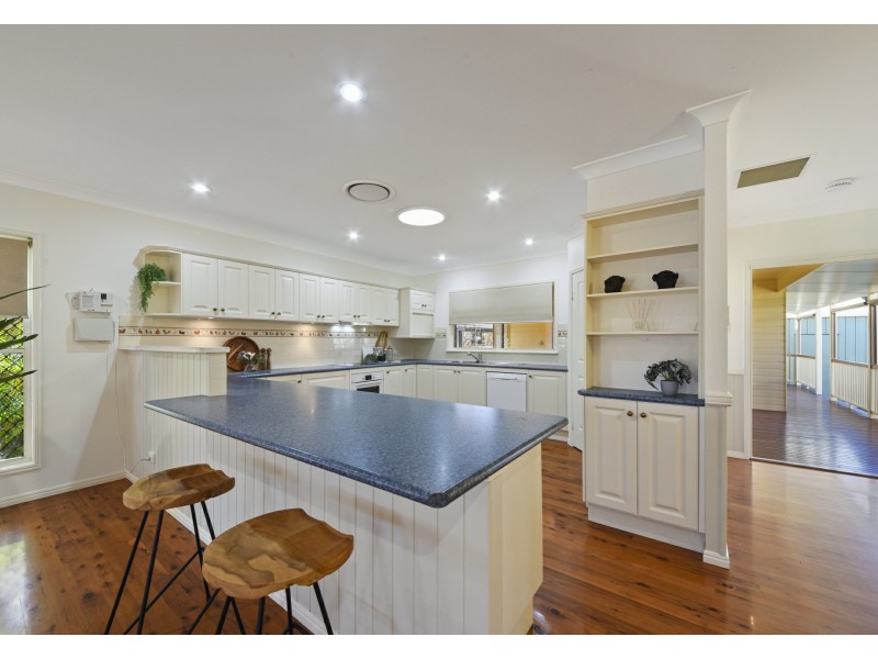 17 Abernant Court, Dakabin QLD 4503