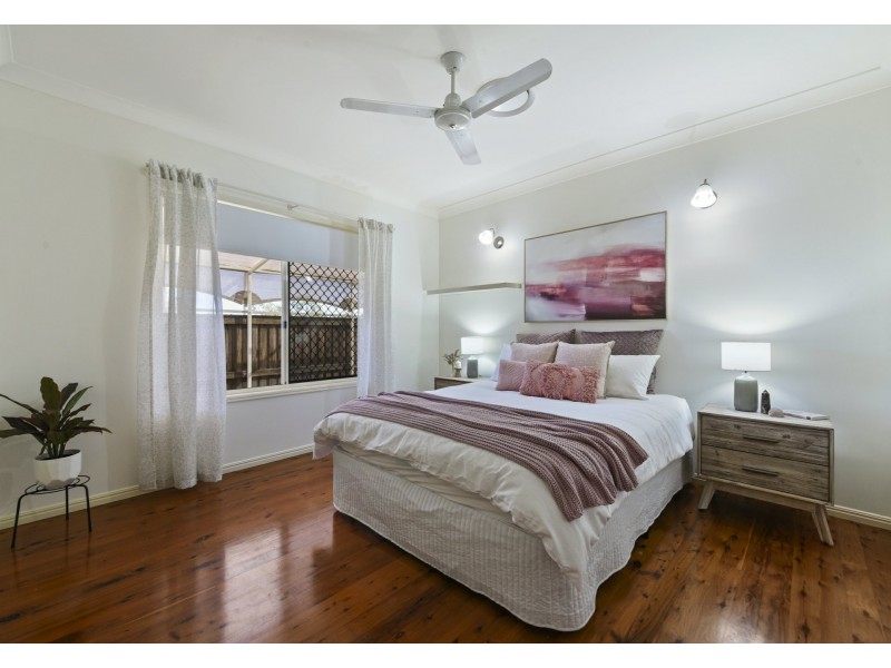 17 Abernant Court, Dakabin QLD 4503