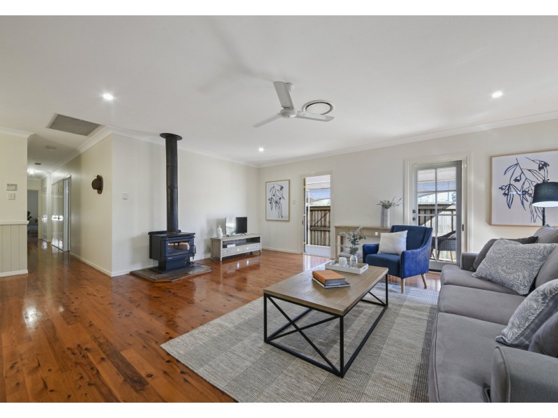 17 Abernant Court, Dakabin QLD 4503