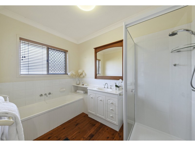 17 Abernant Court, Dakabin QLD 4503