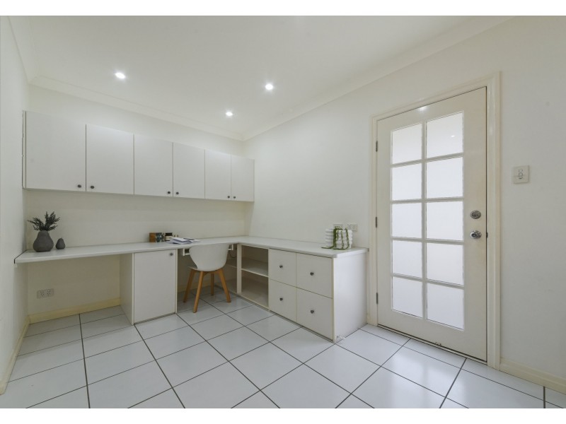 17 Abernant Court, Dakabin QLD 4503