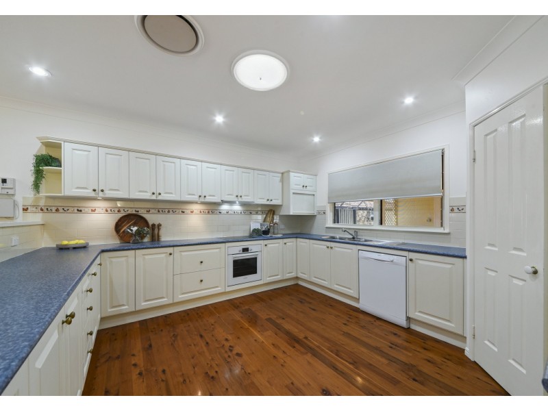 17 Abernant Court, Dakabin QLD 4503