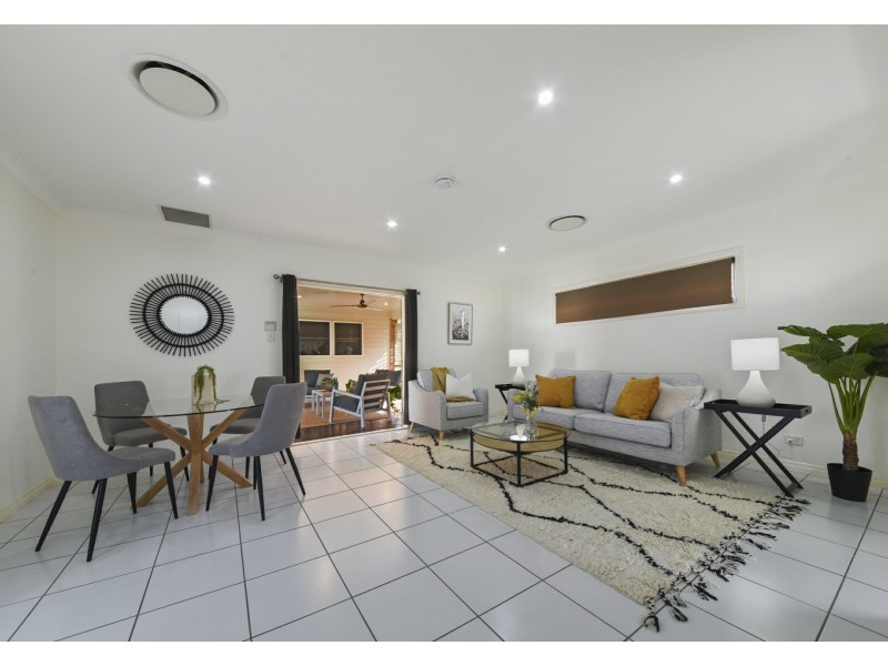 17 Abernant Court, Dakabin QLD 4503