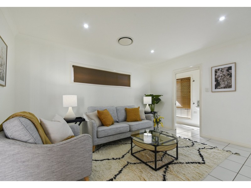 17 Abernant Court, Dakabin QLD 4503