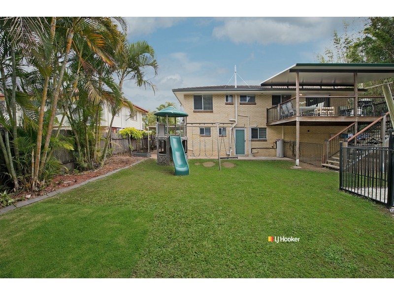 12 Arrakune Crescent, Kallangur QLD 4503