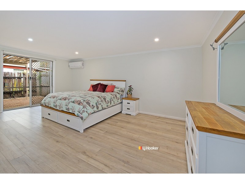 12 Arrakune Crescent, Kallangur QLD 4503