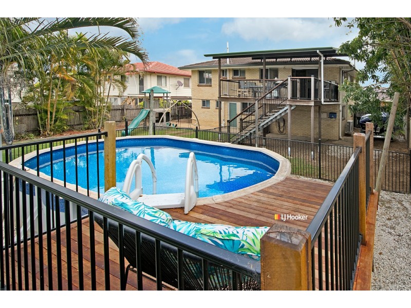 12 Arrakune Crescent, Kallangur QLD 4503