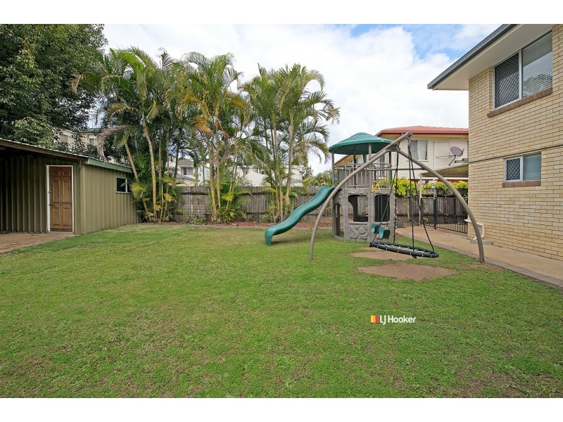 12 Arrakune Crescent, Kallangur QLD 4503