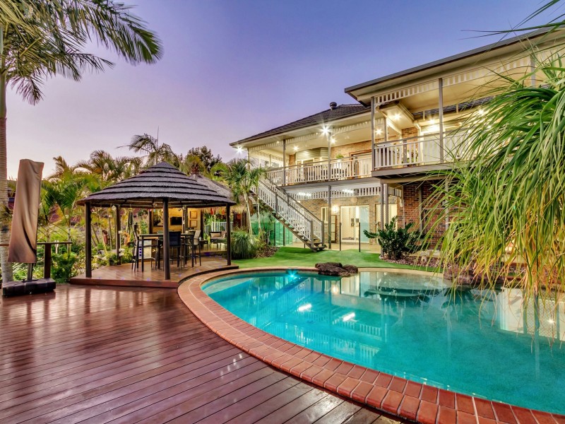 4 Edgewater Court, Murrumba Downs QLD 4503