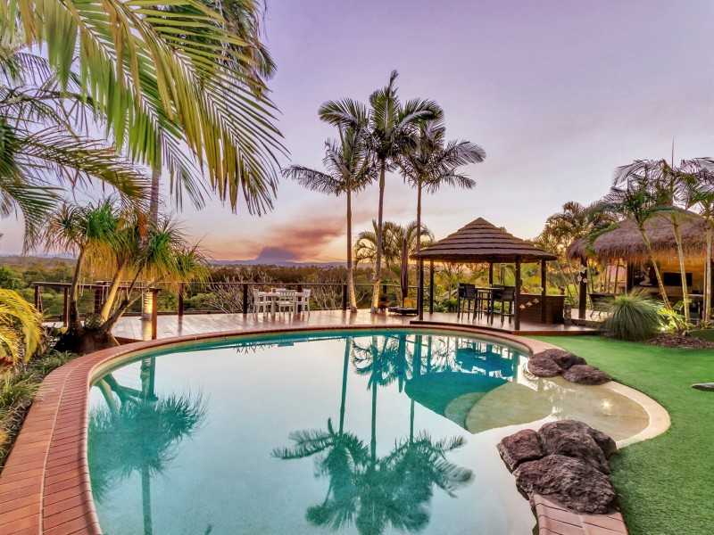 4 Edgewater Court, Murrumba Downs QLD 4503