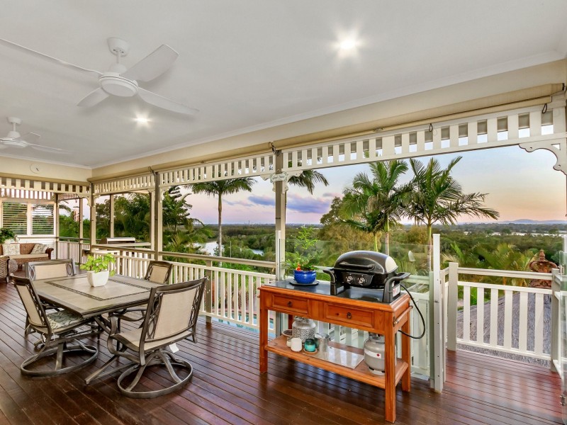 4 Edgewater Court, Murrumba Downs QLD 4503