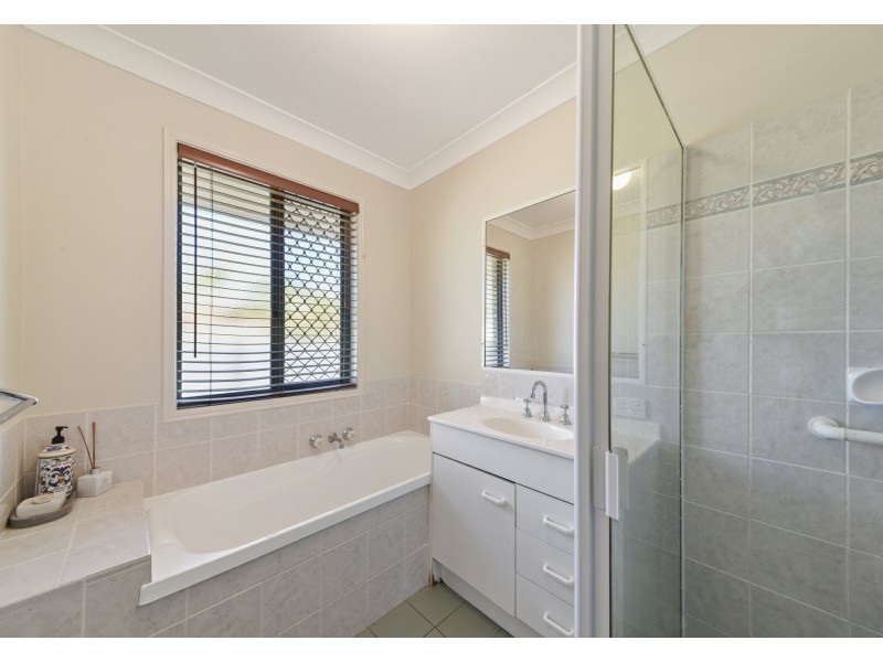 14 Adraan Court, Dakabin QLD 4503