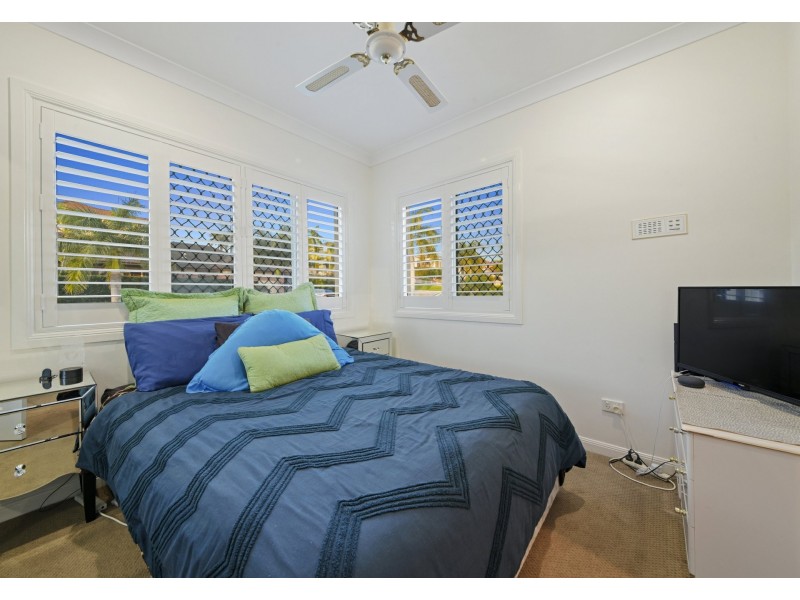 5 Lough Court, Murrumba Downs QLD 4503