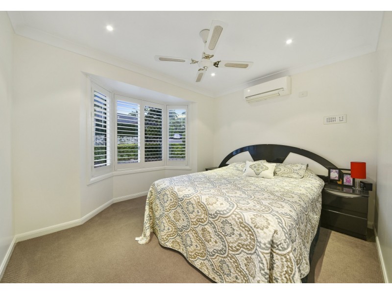 5 Lough Court, Murrumba Downs QLD 4503